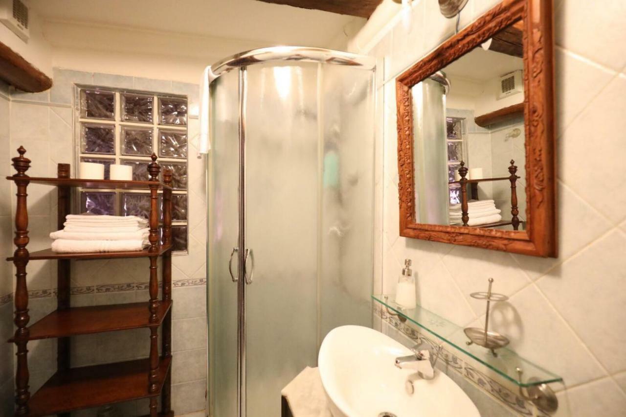 Les Jeux Sont Faits Apartment Napoli Bagian luar foto